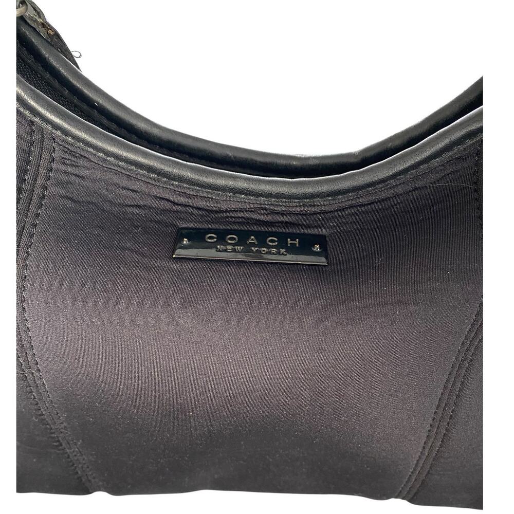 Coach Neo Crescent Shoulder Bag Hand Bag Black Neoprene Vintage Y2K 90s - Picture 5 of 16